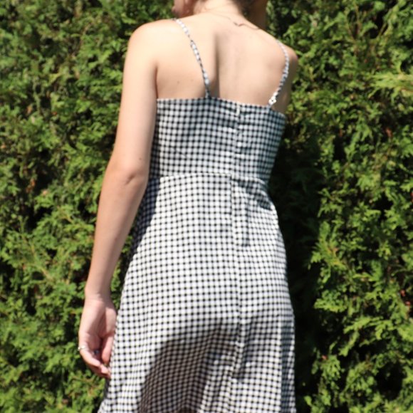 Gingham Dress - Picture 2 of 4